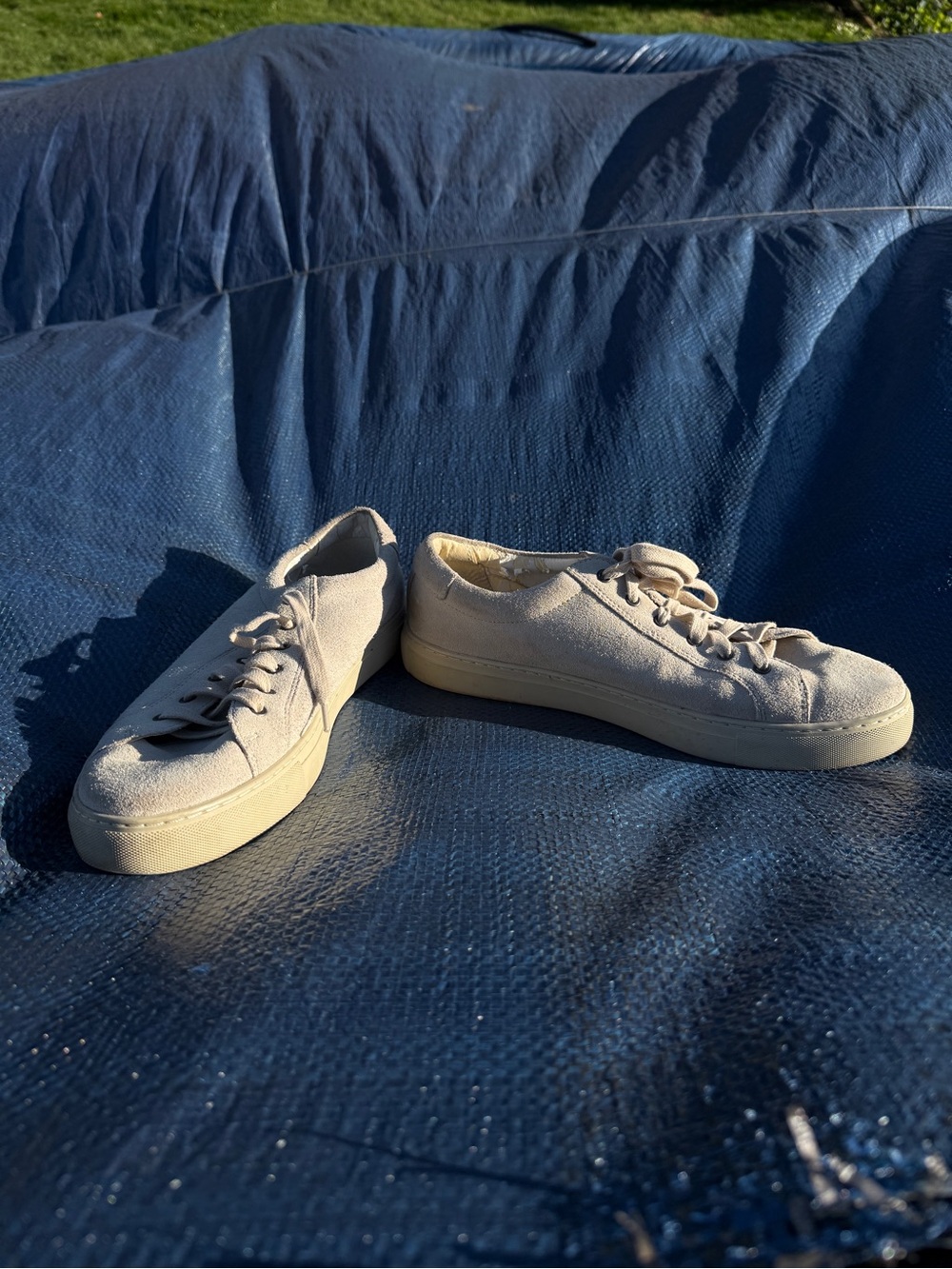 Kenneth Cole Reaction Beige Suede  Low-Top Sneakers